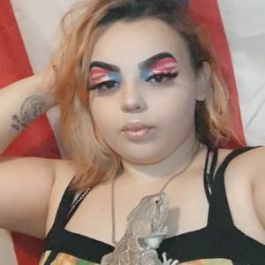 Meet your Posher, Tasha